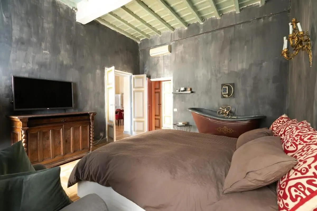 דירות Farnese Designer Loft By Romeloft