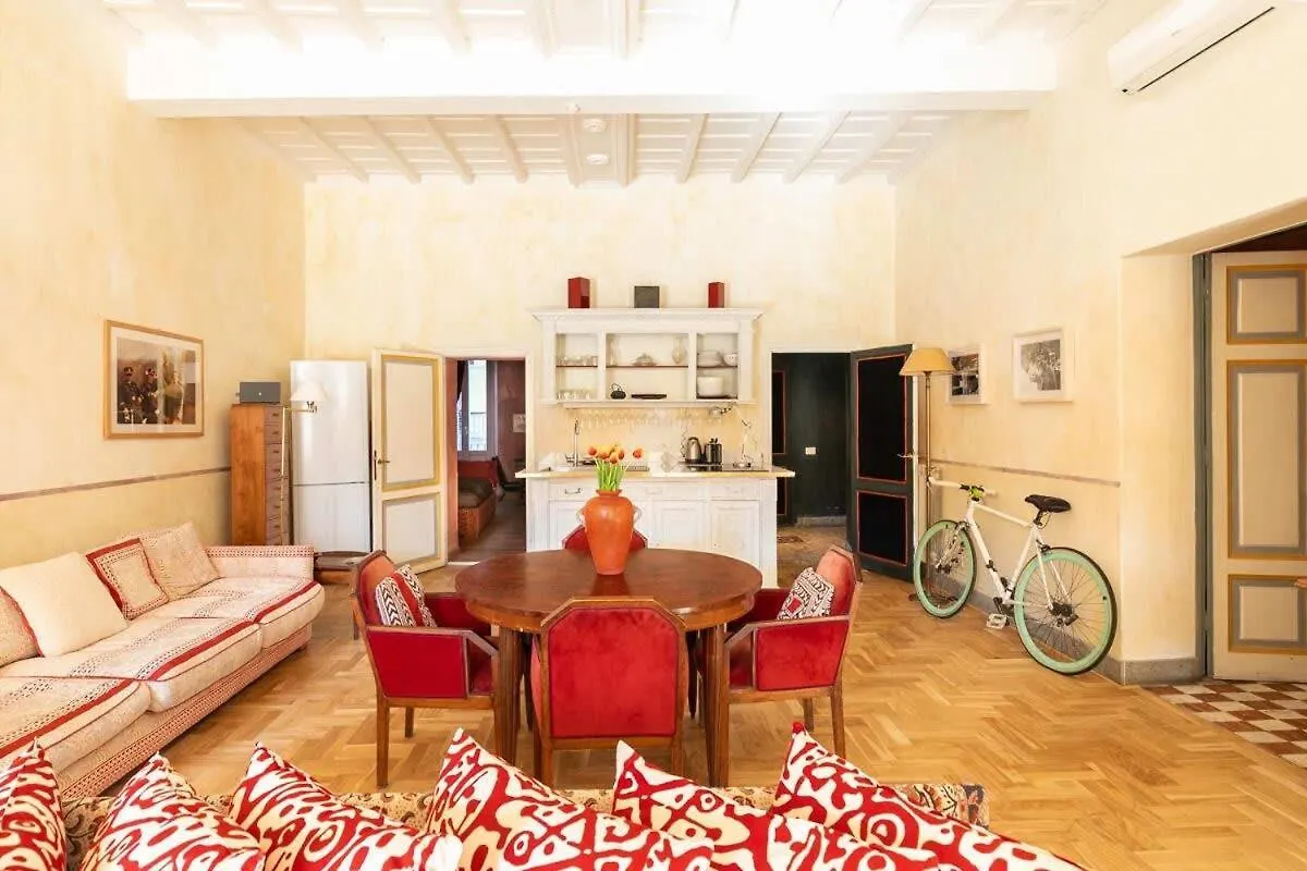 דירות Farnese Designer Loft By Romeloft