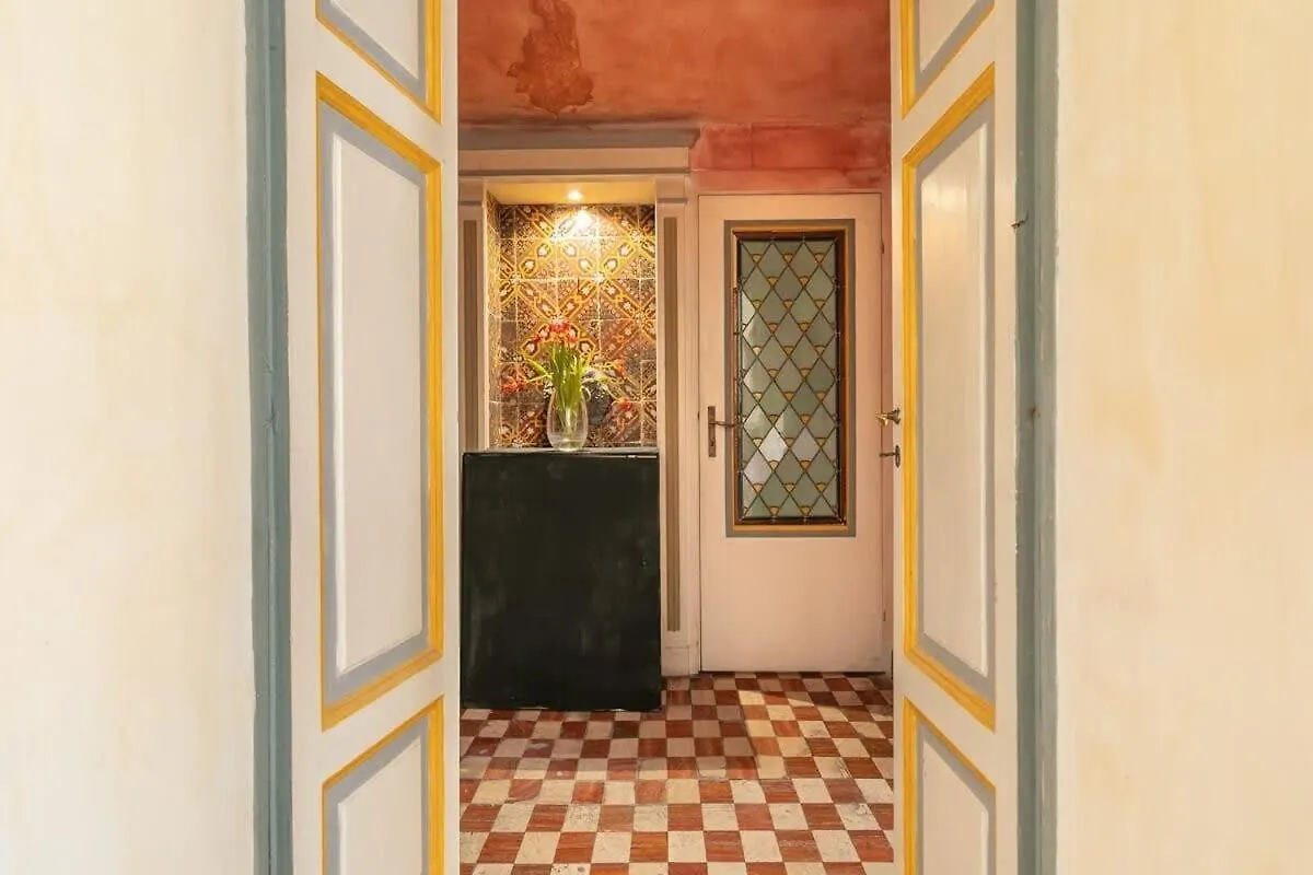Farnese Designer Loft By Romeloft Apartment Italy