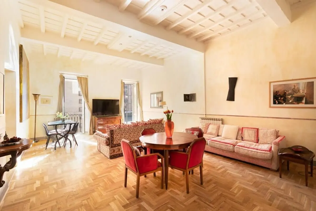 Farnese Designer Loft By Romeloft Apartment